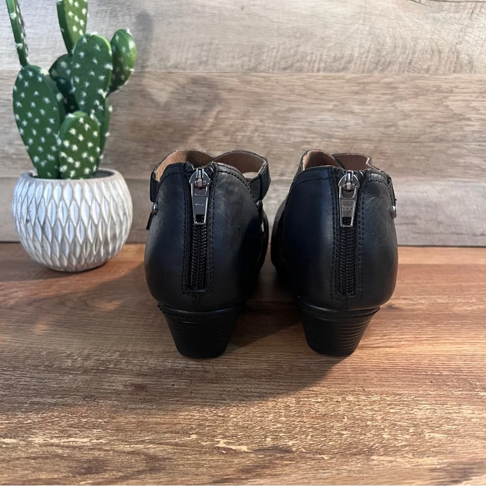 Cobb Hill Black‎ Leather Cutout Comfort Heels Size 8.5